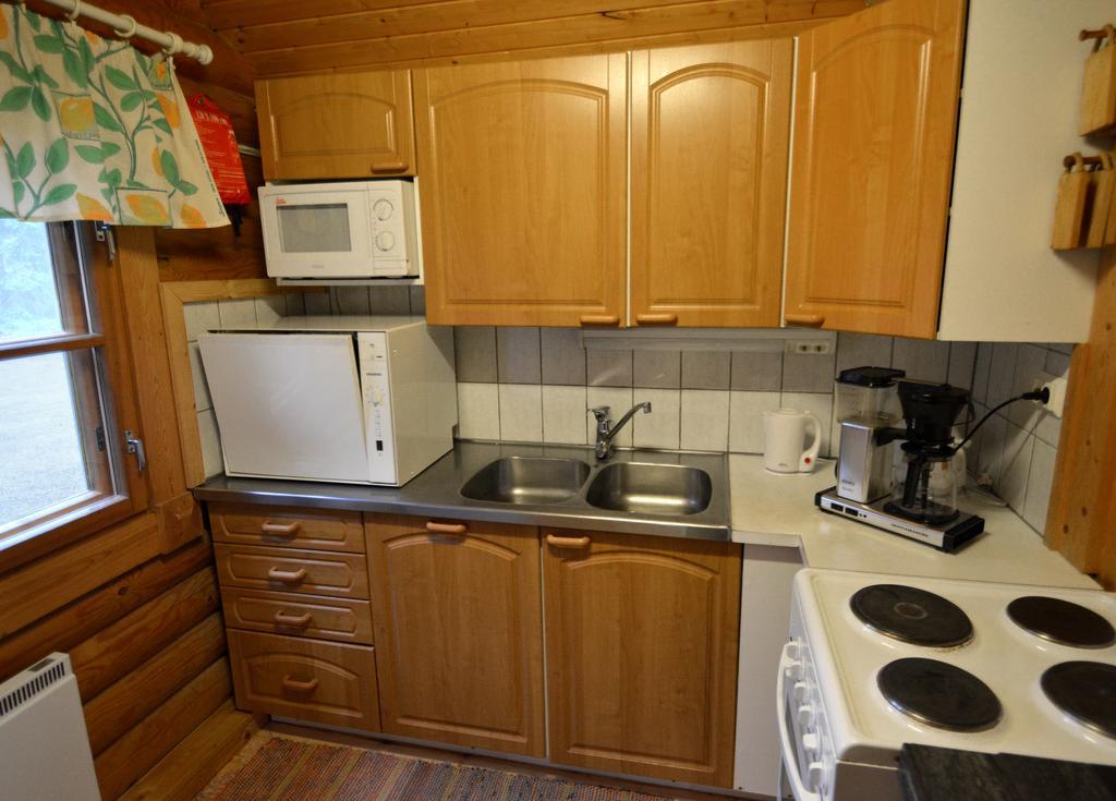 Lomapesae Cottages Pertunmaa Phòng bức ảnh